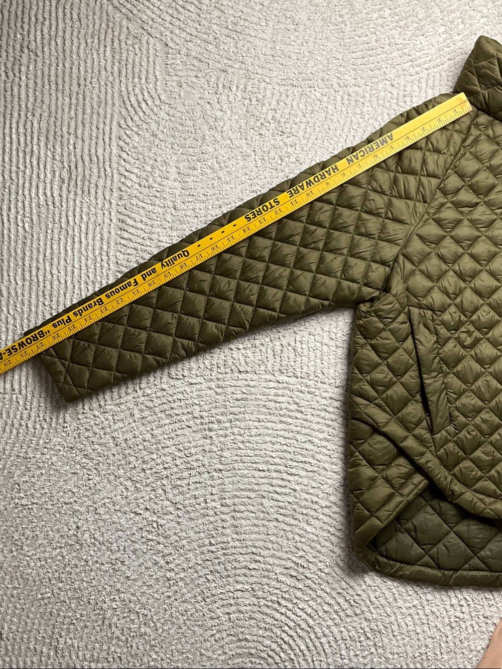 Athleta Olive Whisper Featherless Puffer Jacket Women’s Size Large - Picture 9 of 16